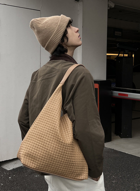 NIN小众时髦ins休闲腋下复古单肩编织hobo饺子包男女生街头松弛感