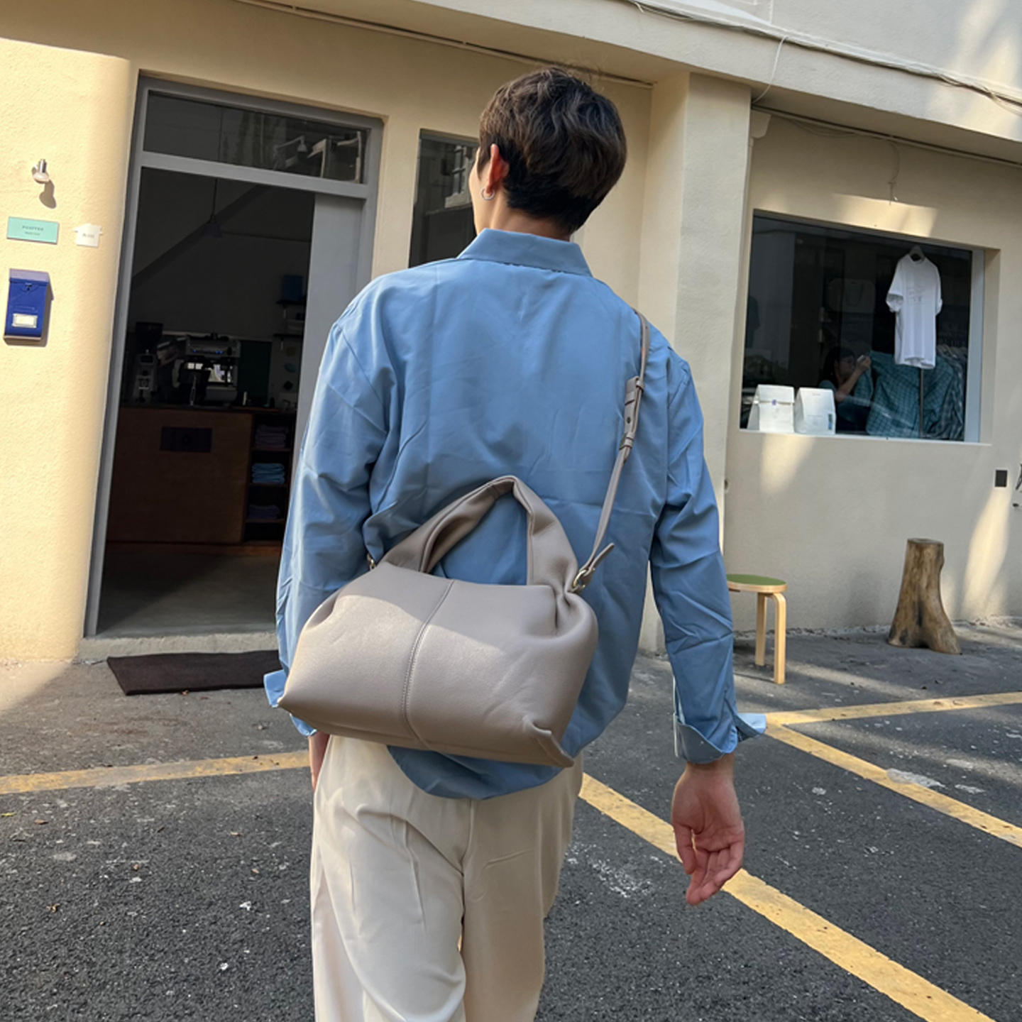 NIN设计款复古单肩腋下斜挎pu云朵包通勤百搭街头男女大容量手提