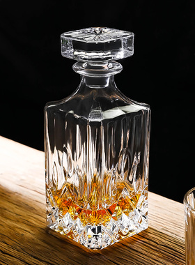 创意高端玻璃醒酒器威士忌酒具家用烈酒壶带盖红酒分酒器酒樽加厚