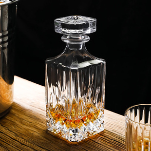 创意高端玻璃醒酒器威士忌酒具家用烈酒壶带盖红酒分酒器酒樽加厚