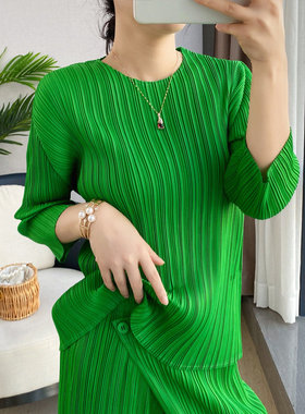 H三宅褶皱上衣女春夏简约七分袖显瘦百搭基础款温柔风t恤