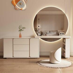 梳妆台卧室床尾电视柜现代简约奶油风收纳一体网红大镜子化妆书桌