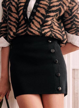 加分百搭 法系SEZ纯尾21秋冬黑色侧边排扣包臀针织半身裙短裙