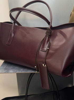 THREE新品网红同款时尚百搭极简牛皮休闲小众设计手提单肩包包