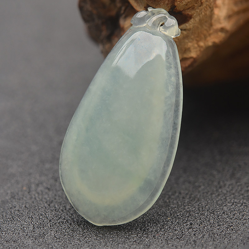 缅甸天然翡翠福瓜吊坠糯冰种淡绿色女款云南玉石如意挂件紫色玉佩