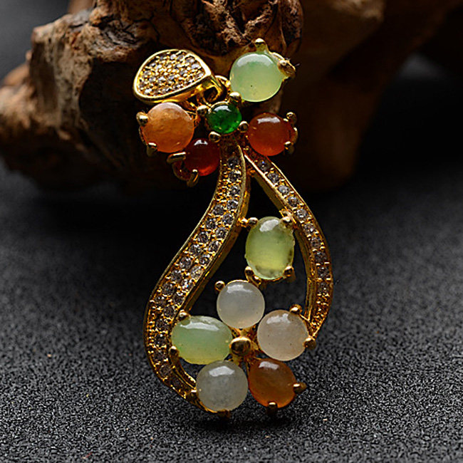 天然a货花朵镶嵌戒面项链玉佩