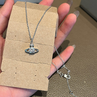 新款雷娜项链经典亮面单钻小土星星球吊坠爆闪极简通勤风颈链