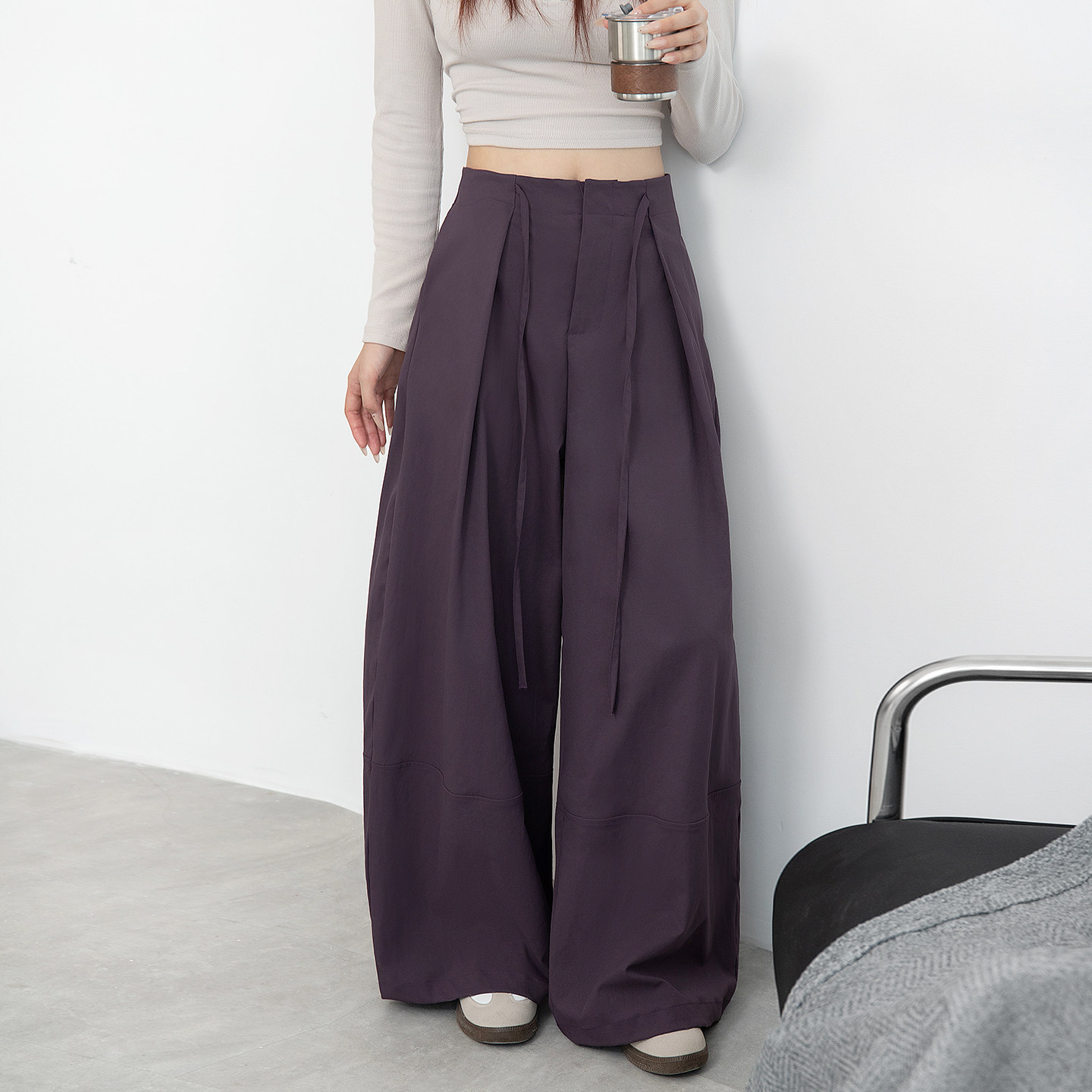 紫色褶皱弯刀裤女26春新款抽绳高腰宽松休闲裤鱼骨纹设计感阔腿裤