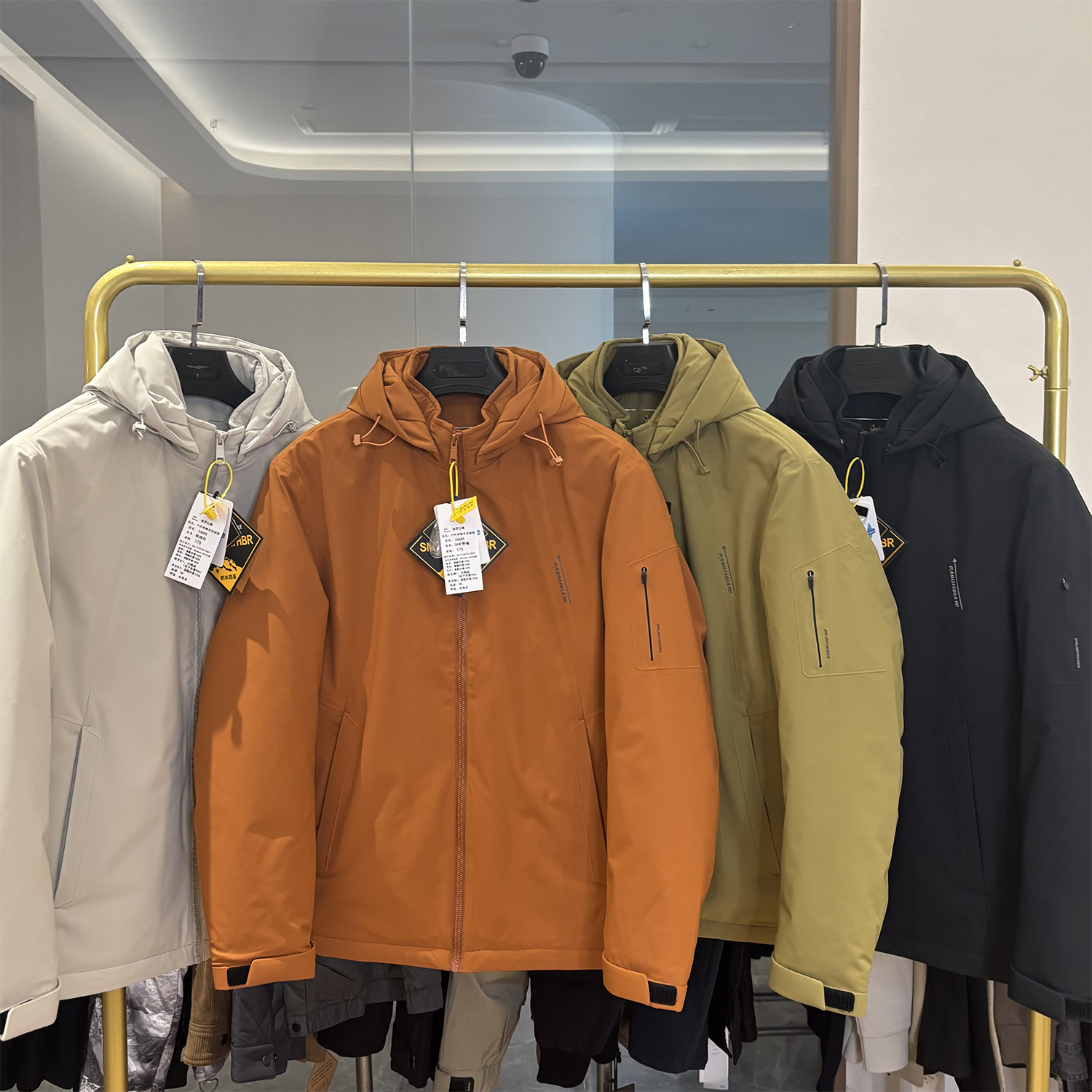 商场单！90绒户外冲锋！冬季新款男士防风防水连帽保暖羽绒服外套