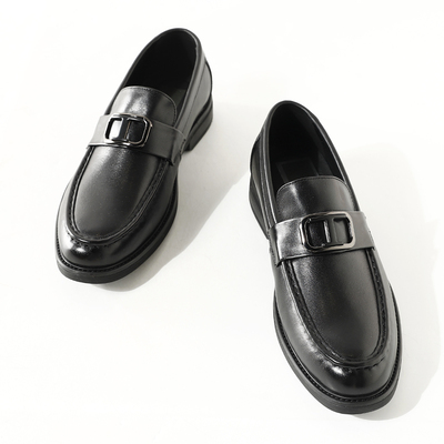 华萨驰平地牛皮黑色低帮休闲鞋