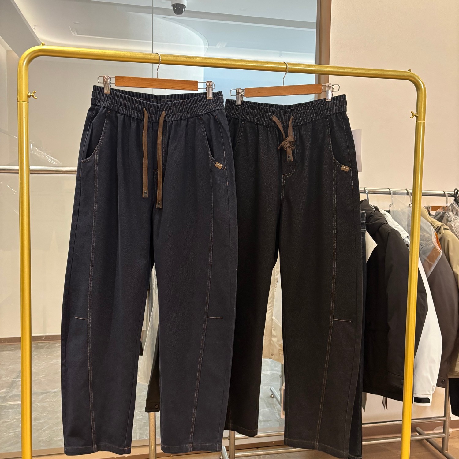 【商场单】水洗弯刀裤！春秋新款时尚宽松百搭休闲松紧腰牛仔裤男,男装,牛仔裤,淘宝优惠券,粉丝福利购,淘宝优惠卷