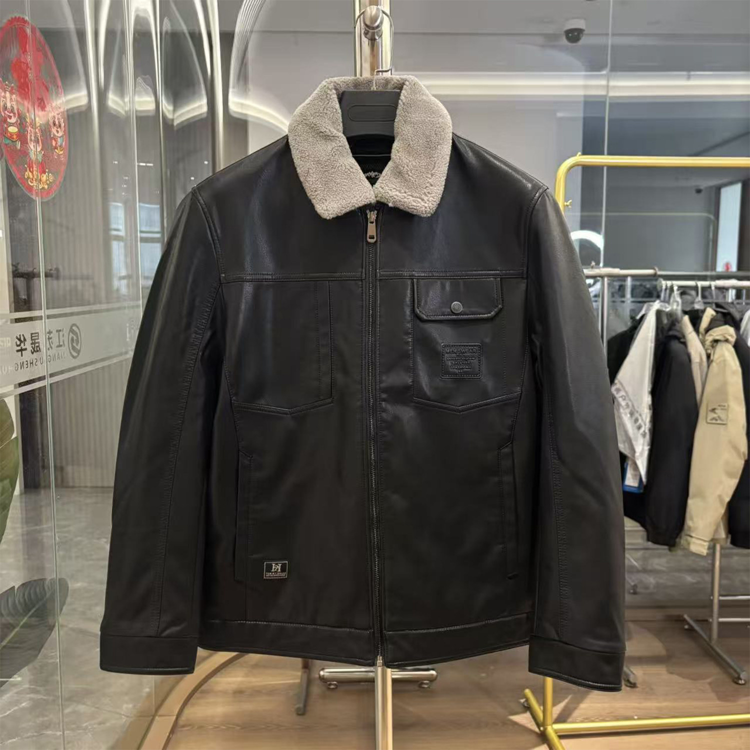 85鸭绒可拆毛领翻领皮衣羽绒服