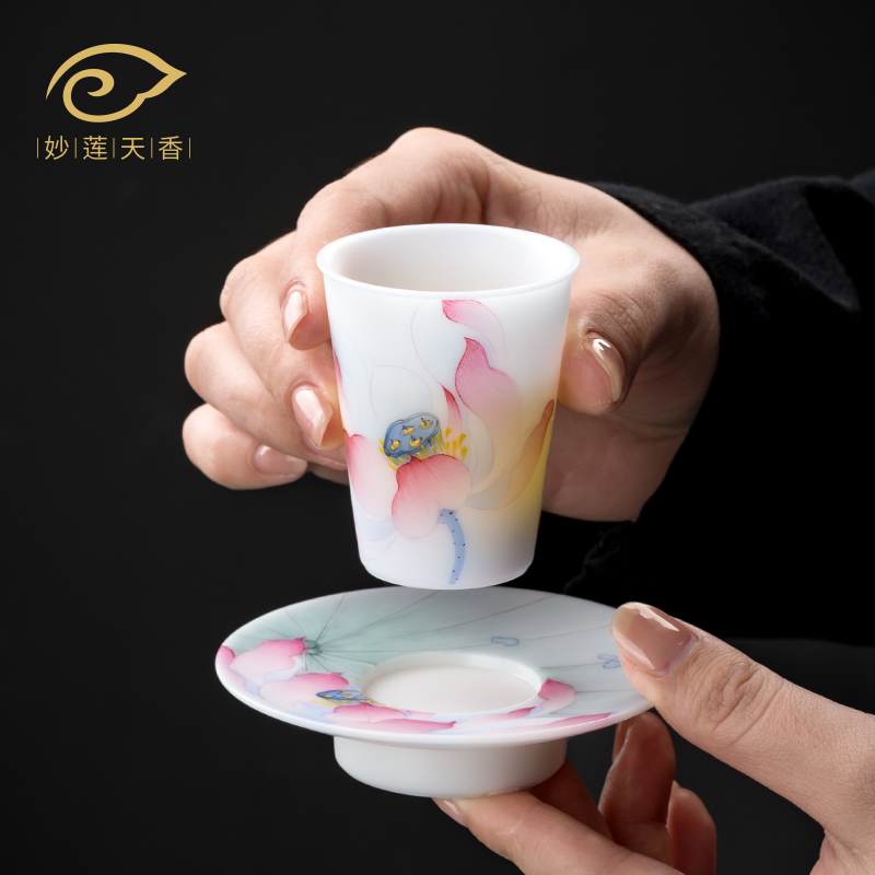 手绘莲花冰种玉瓷一碟一杯