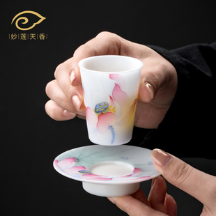 妙莲天香冰种玉瓷一杯一碟手绘莲花主人杯高档个人专用陶瓷喝茶杯