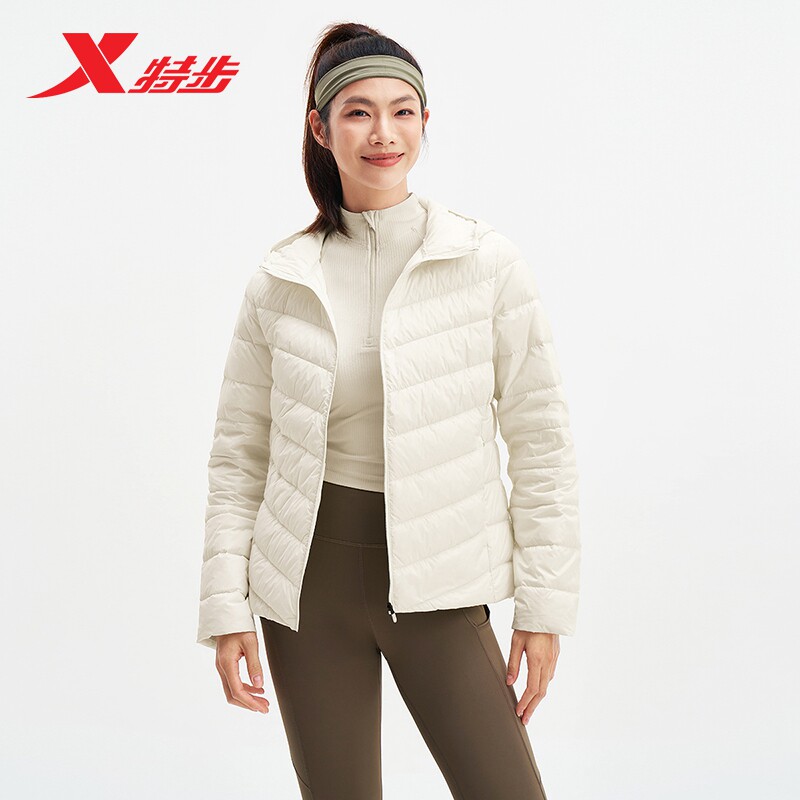 特步轻薄羽绒服女2025年冬季新款运动女装保暖外套女975428190083