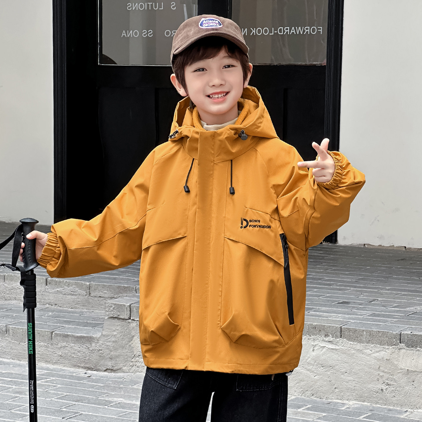 儿童装男童秋装外套2026新款酷帅中大童加绒冲锋衣三合一秋冬款潮