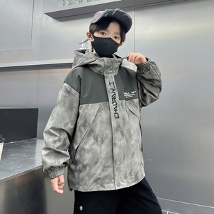 男童秋装脏脏外套2026新款儿童冲锋衣三合一中大童春秋加绒衣服潮