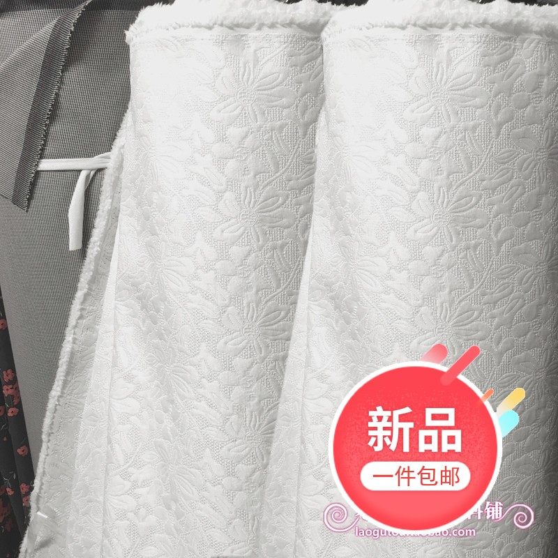 白色小香风提花布料重磅立体浮雕凸面花纹双面时尚春秋面料连衣裙
