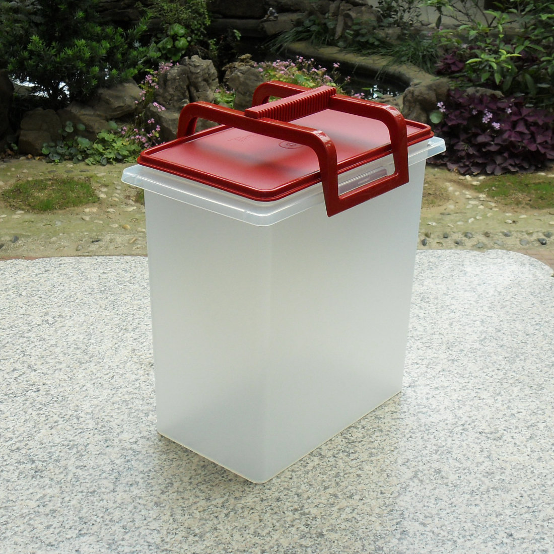 特百惠真品塑料密封保鲜防潮干货储藏面米桶米缸多用手提方桶10L