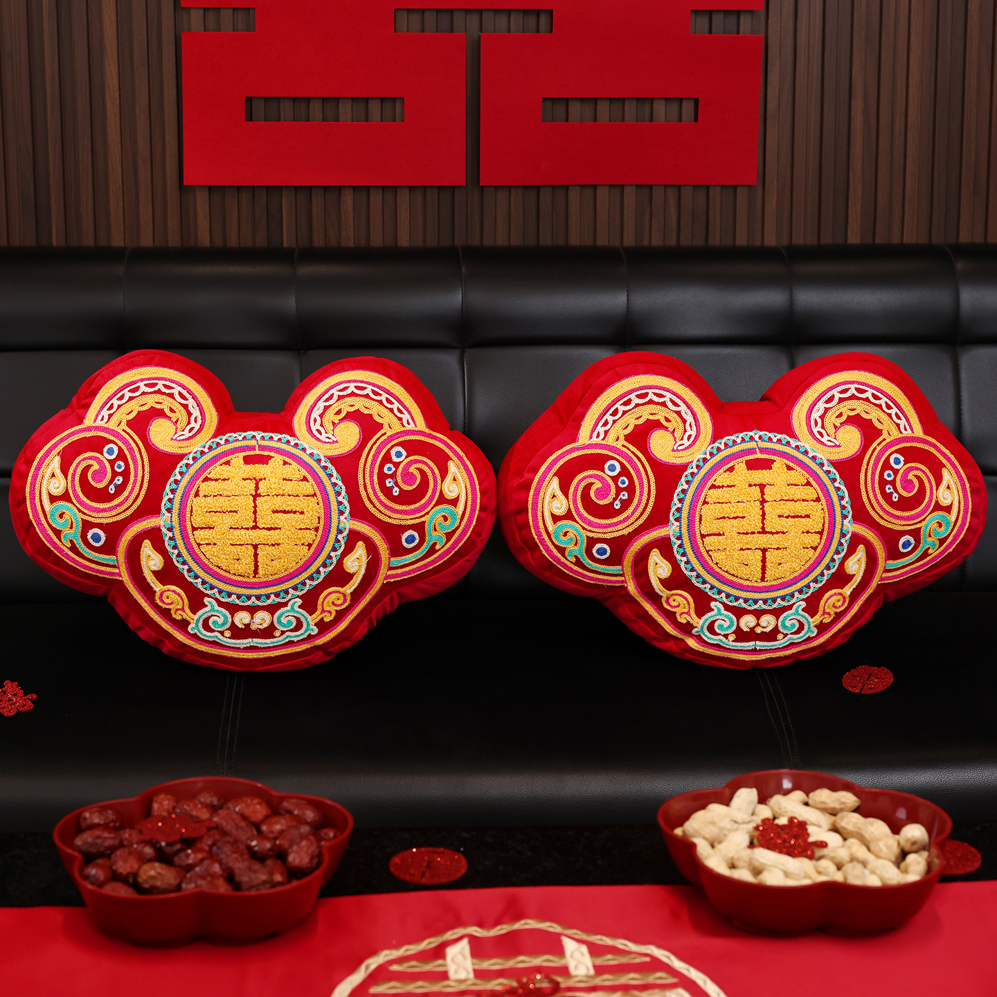 结婚喜字抱枕一对婚房布置压床娃娃客厅沙发红色靠垫婚庆用品大全