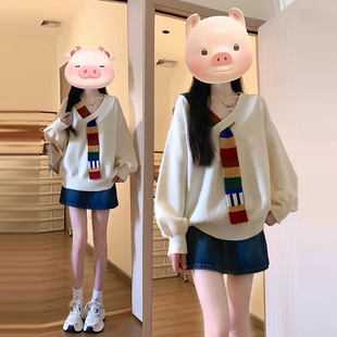 慵懒学院风白色v领毛衣女秋冬季2024年新款小个子宽松设计感上衣