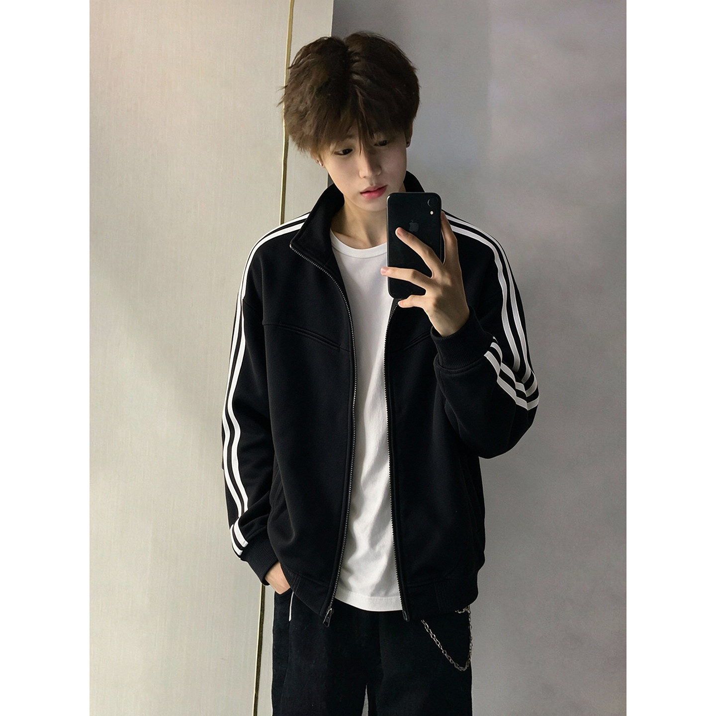 黑色美式条纹运动开衫卫衣男生秋春季短款潮牌痞帅高级感立领外套