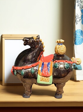 石湾陶瓷动物小马手工摆件