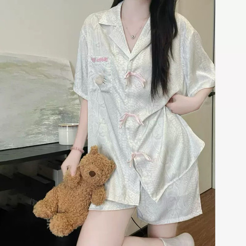 小众轻奢 限量蟒纹睡衣套装女卡通KT猫绣花星光缎家居服短袖短裤