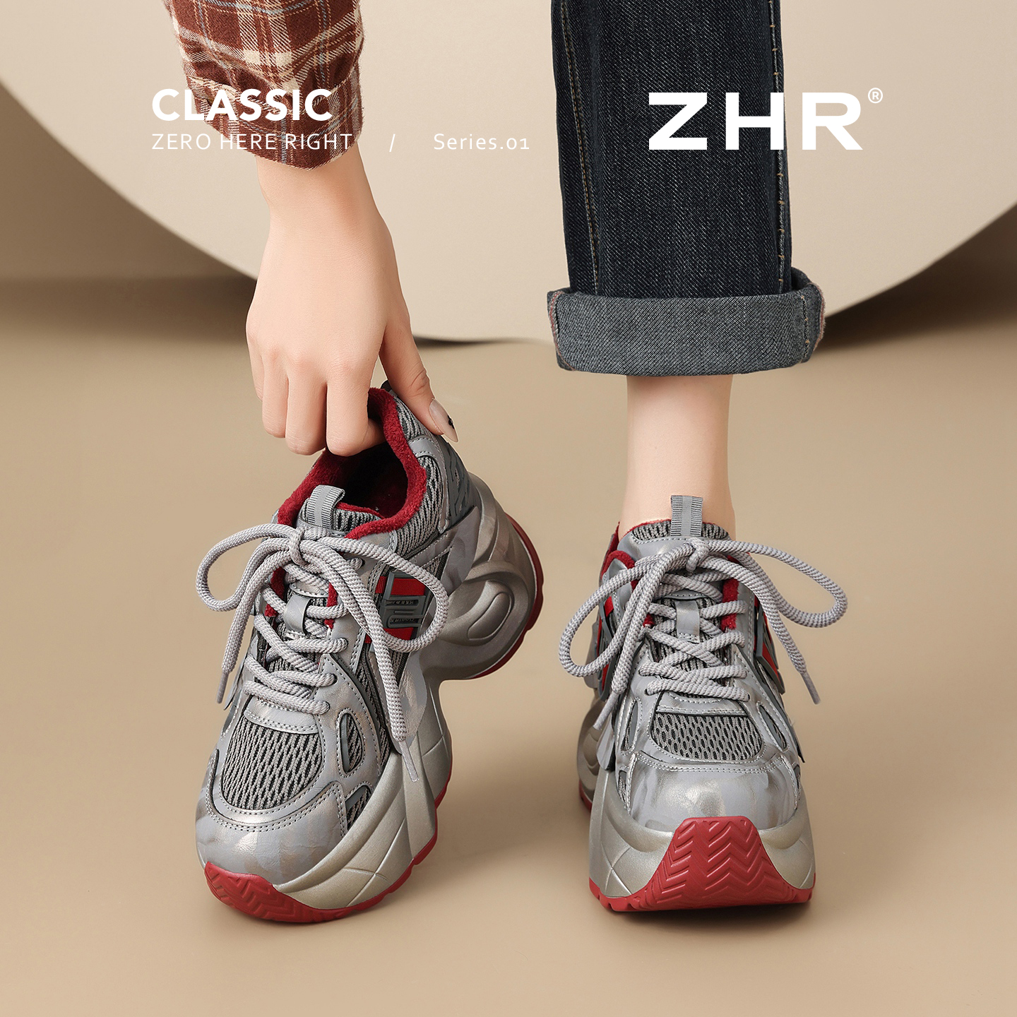 9CM增高软底轻便松糕底休闲女鞋