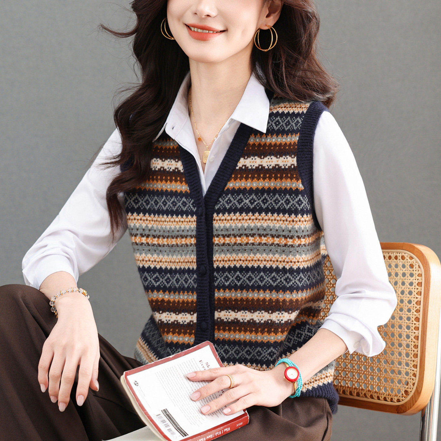 胖mm春秋大码马甲背心女宽松200斤外搭羊毛针织开衫别致毛衣外套