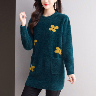 中长款上衣女遮屁股洋气时尚雪尼尔毛衣冬季加厚大码妈妈装打底衫