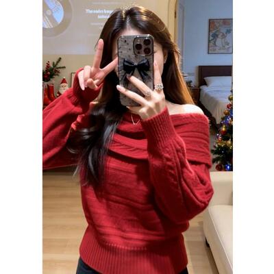New Year's red one-shoulder sweater top新年红色一字肩毛衣上