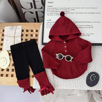 Two-piece knitted wool clothing set for 0-3 year old girls'