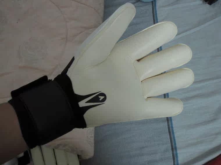 Gants de football - Ref 2590745 Image 3