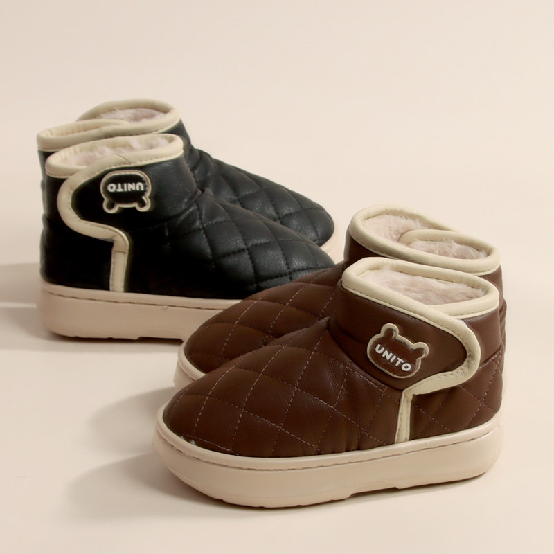 包跟儿童棉拖鞋新款PU皮面防水男女童家用防滑可外穿厚底保暖棉靴