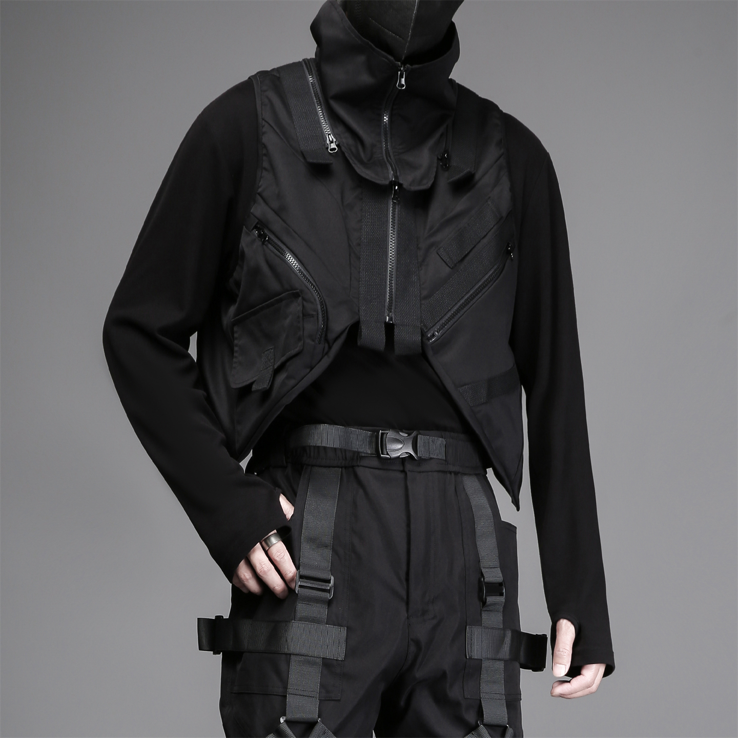 解构主义暗黑系机能风多口袋马甲