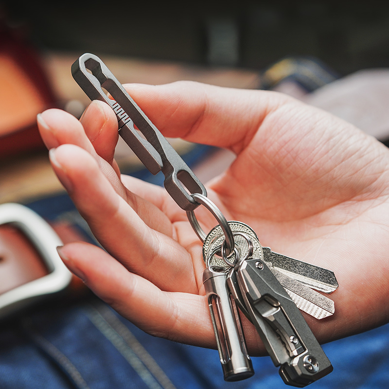 钥匙扣钛合金快挂坚固耐用轻盈