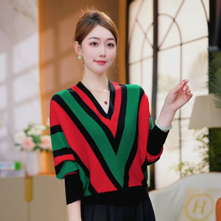 似水佳人 秋冬 彩虹条纹保暖轻奢套头毛衣气质宽松显瘦外穿针织衫