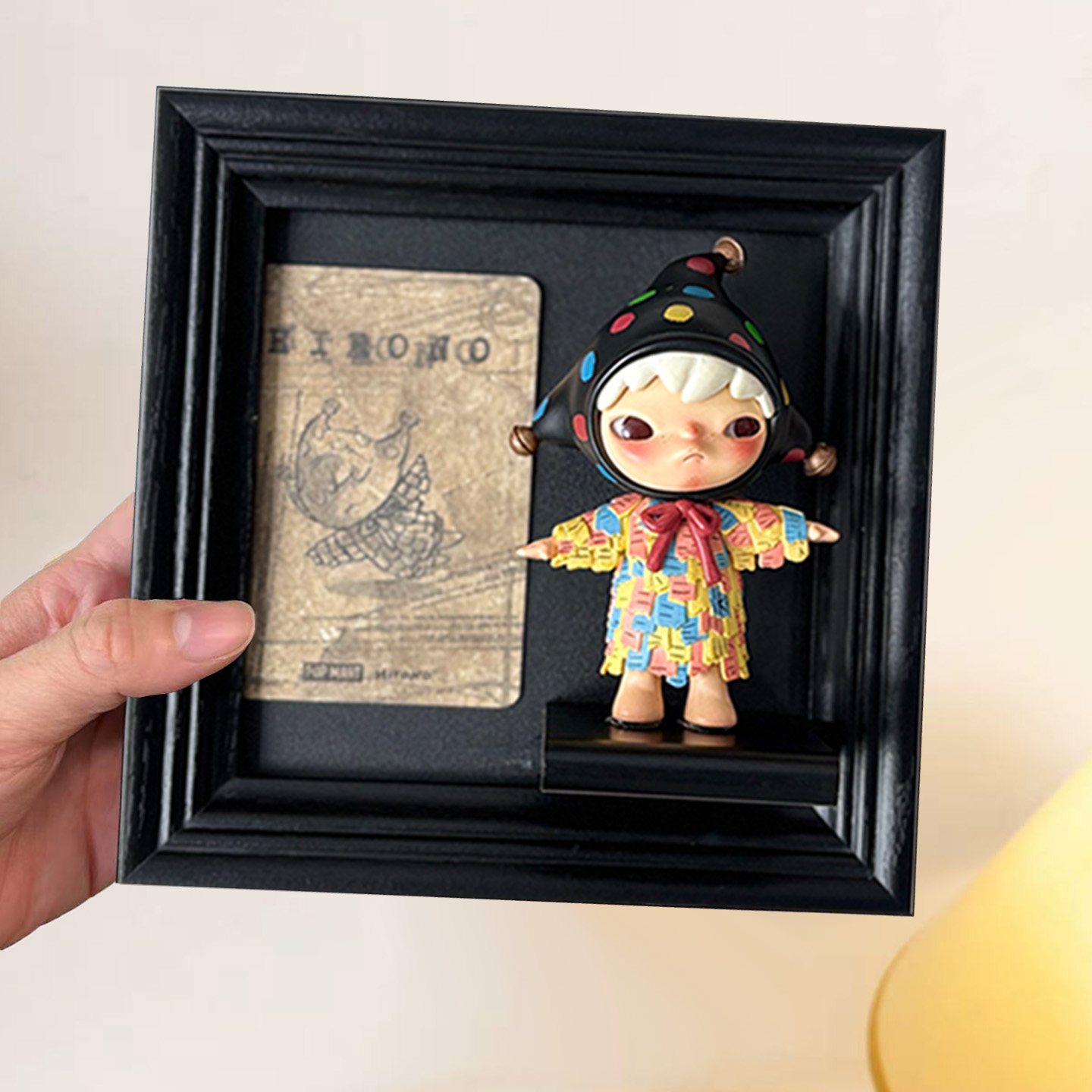 复古黑色相框手办收纳盒