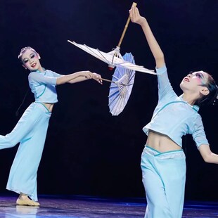 新选中国风独舞诗雨江南舞蹈服舞蹈D伞诗雨江南演出服定制定做道