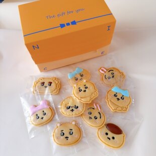 chiikawa小八吉伊卡哇乌萨奇黄油纯手工生日礼物零食糖霜饼干礼盒