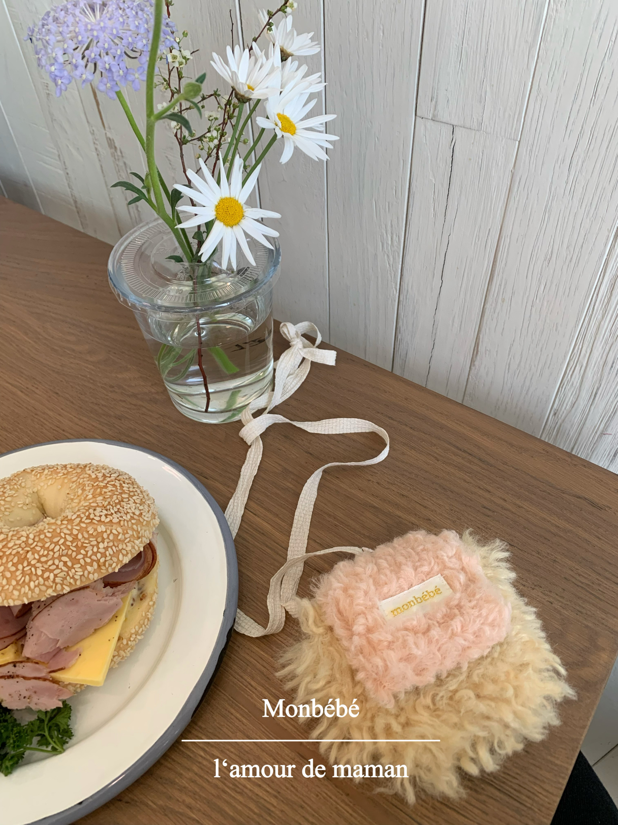 monbebe韩国进口ins小众毛绒拼色airpods蓝牙耳机保护套收纳挂饰