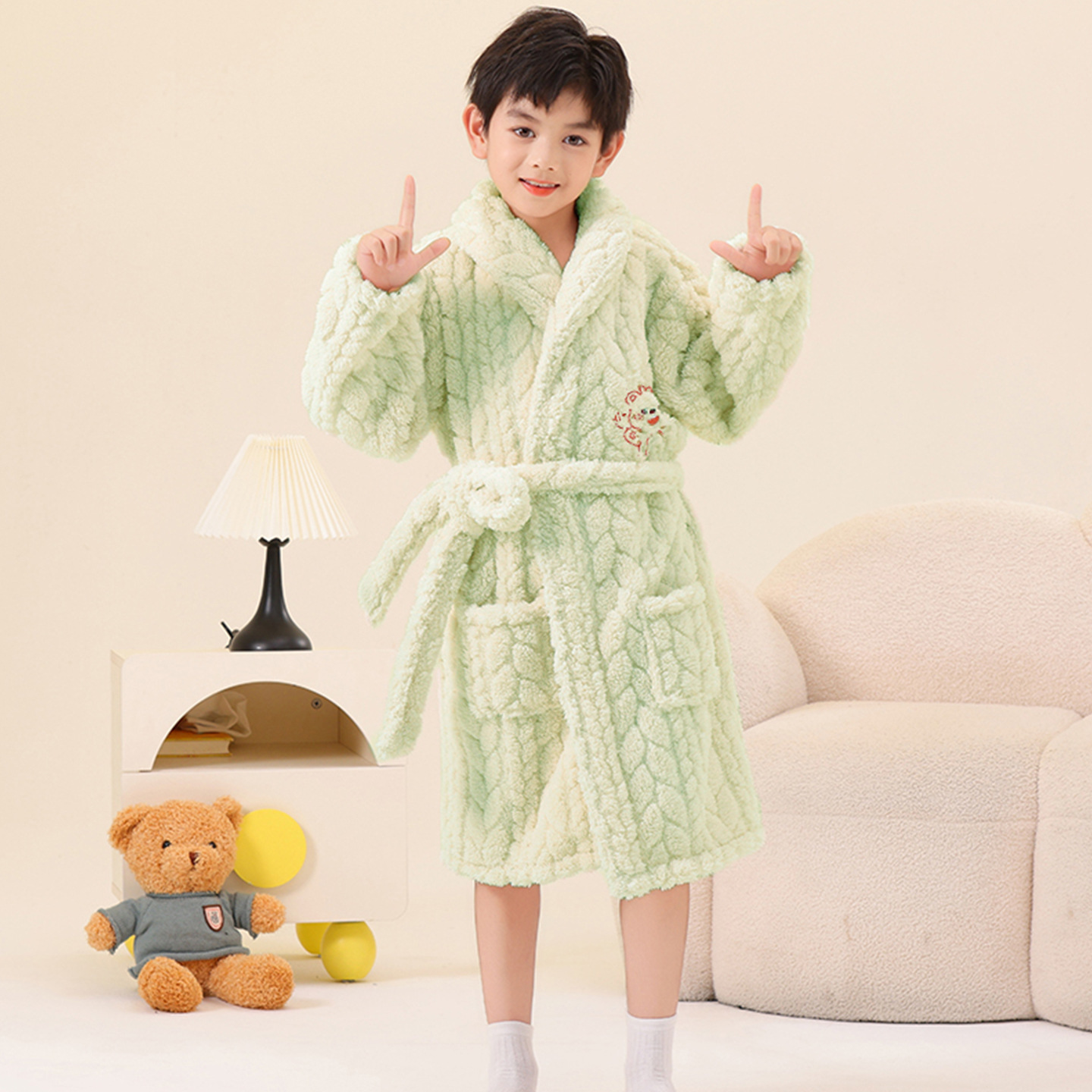 儿童长毛绒家居服男童保暖睡衣秋冬装中大童珊瑚绒浴袍法兰绒睡袍