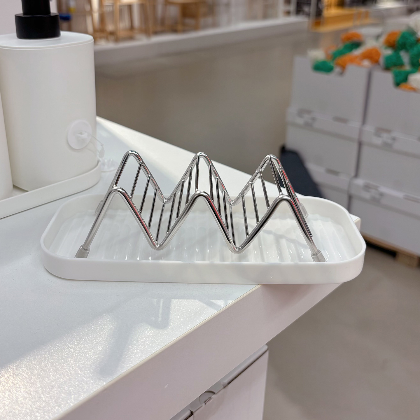 新款可沥水香皂架学生宿舍皂盒