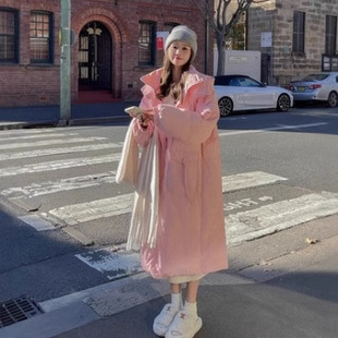 罗芬 故事面料女装官方粉色羽绒服女冬季2025新款韩系温柔设计感