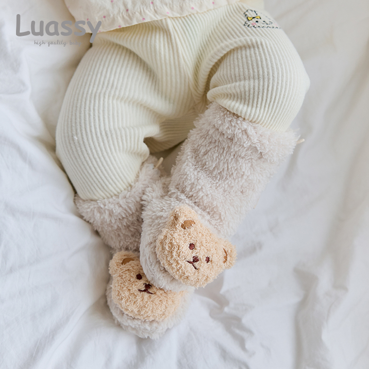 婴儿鞋袜秋冬季加绒新生儿袜套