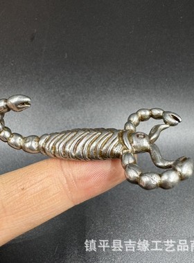 2026藏式铁托甲莲师蝎子擦擦项链挂件吊坠民族风工艺随身擦擦饰品