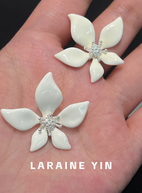 LARAINEYIN超仙白色花朵S925银针耳环女轻奢小众设计精致气质耳饰