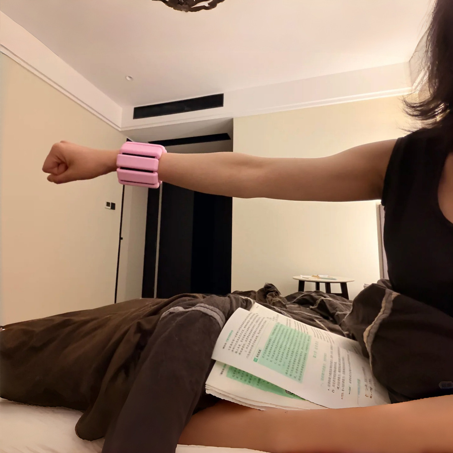 负重手环瘦拜拜肉减手臂神器腕带哑铃可调节健身家用器材燃脂塑形