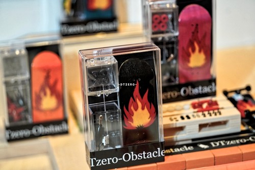 拼接火焰手指滑板dtzero专业